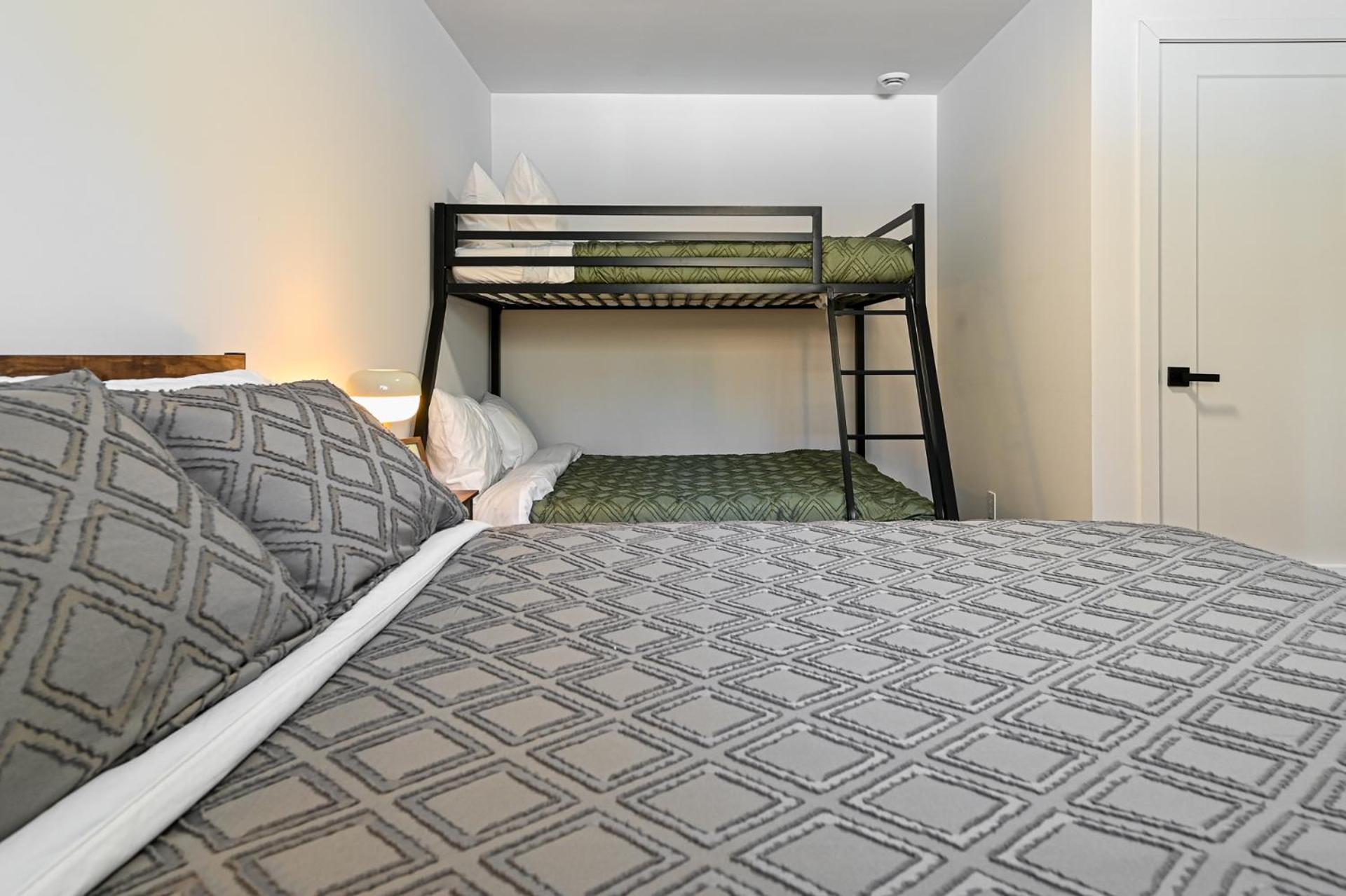 Luxurious & Tranquil Nature Getaway with SPA & Scenic Views