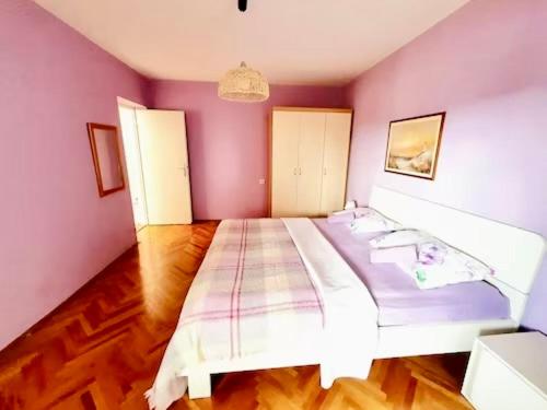 Dalmatian House, spacious stone terraces, balcony , views