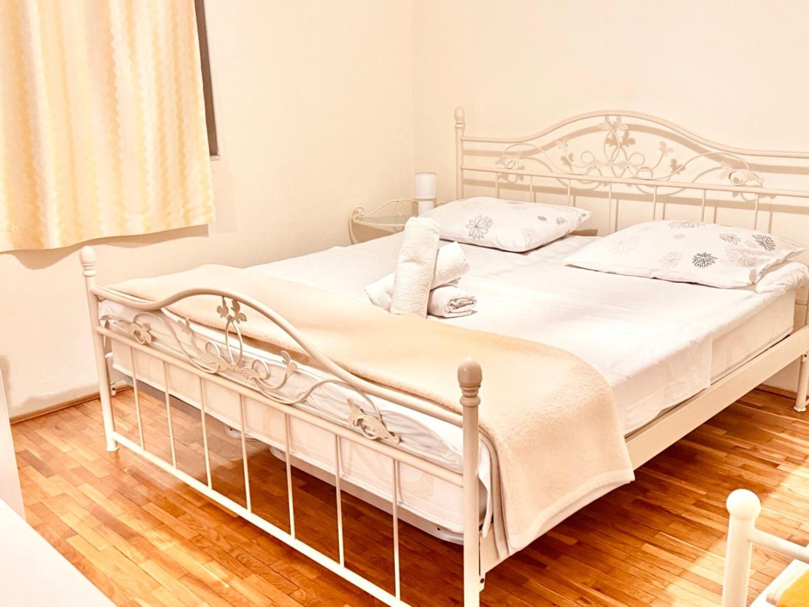 Dalmatian House, spacious stone terraces, balcony , views