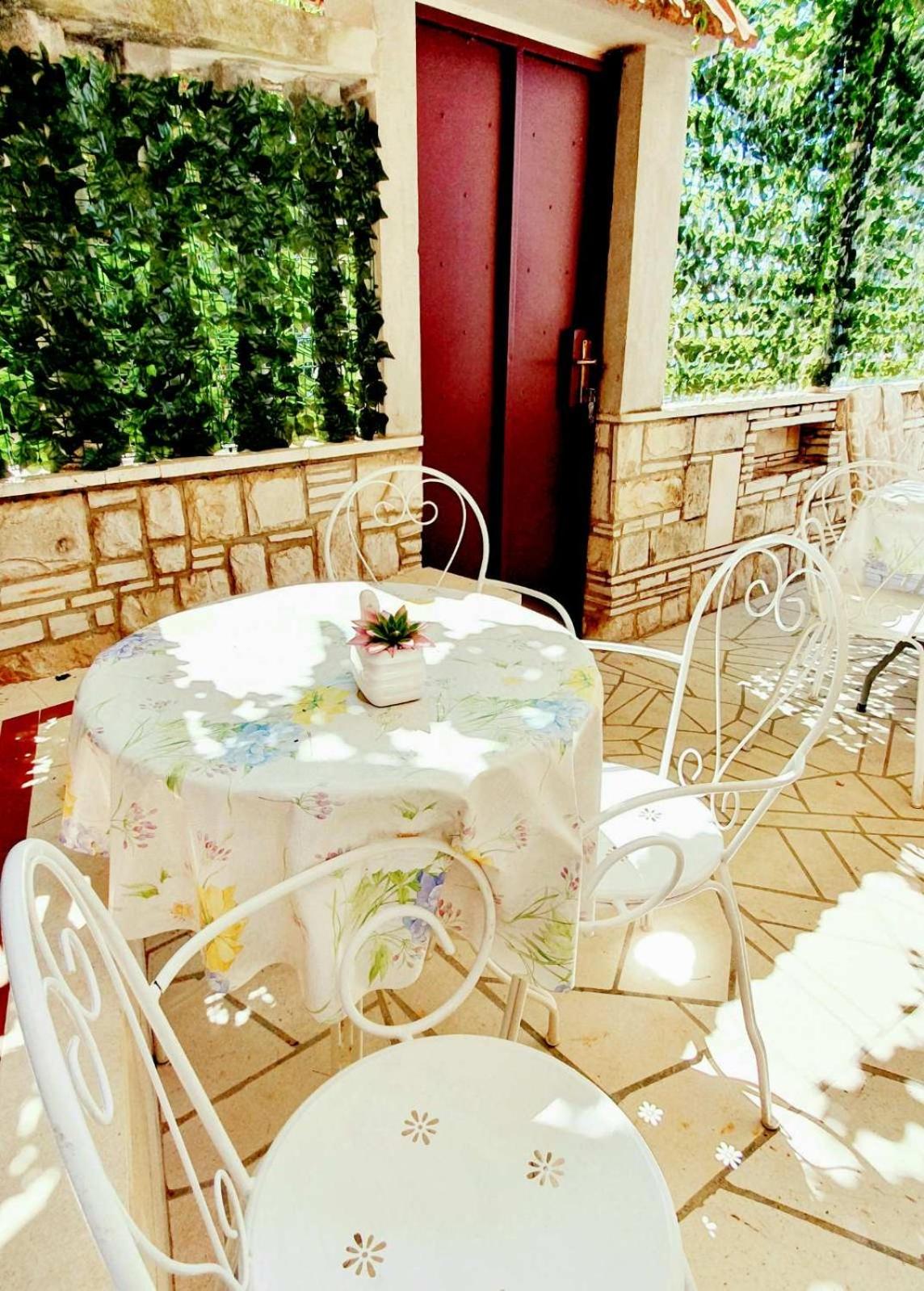 Dalmatian House, spacious stone terraces, balcony , views