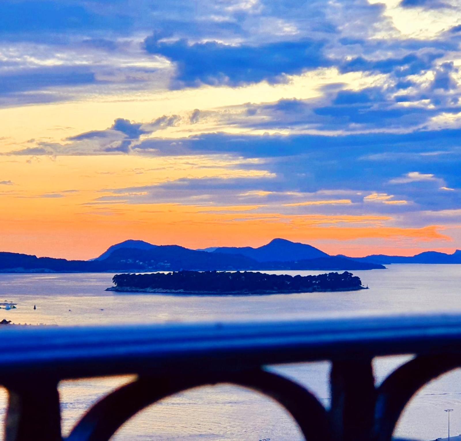 Dalmatian House, spacious stone terraces, balcony , views