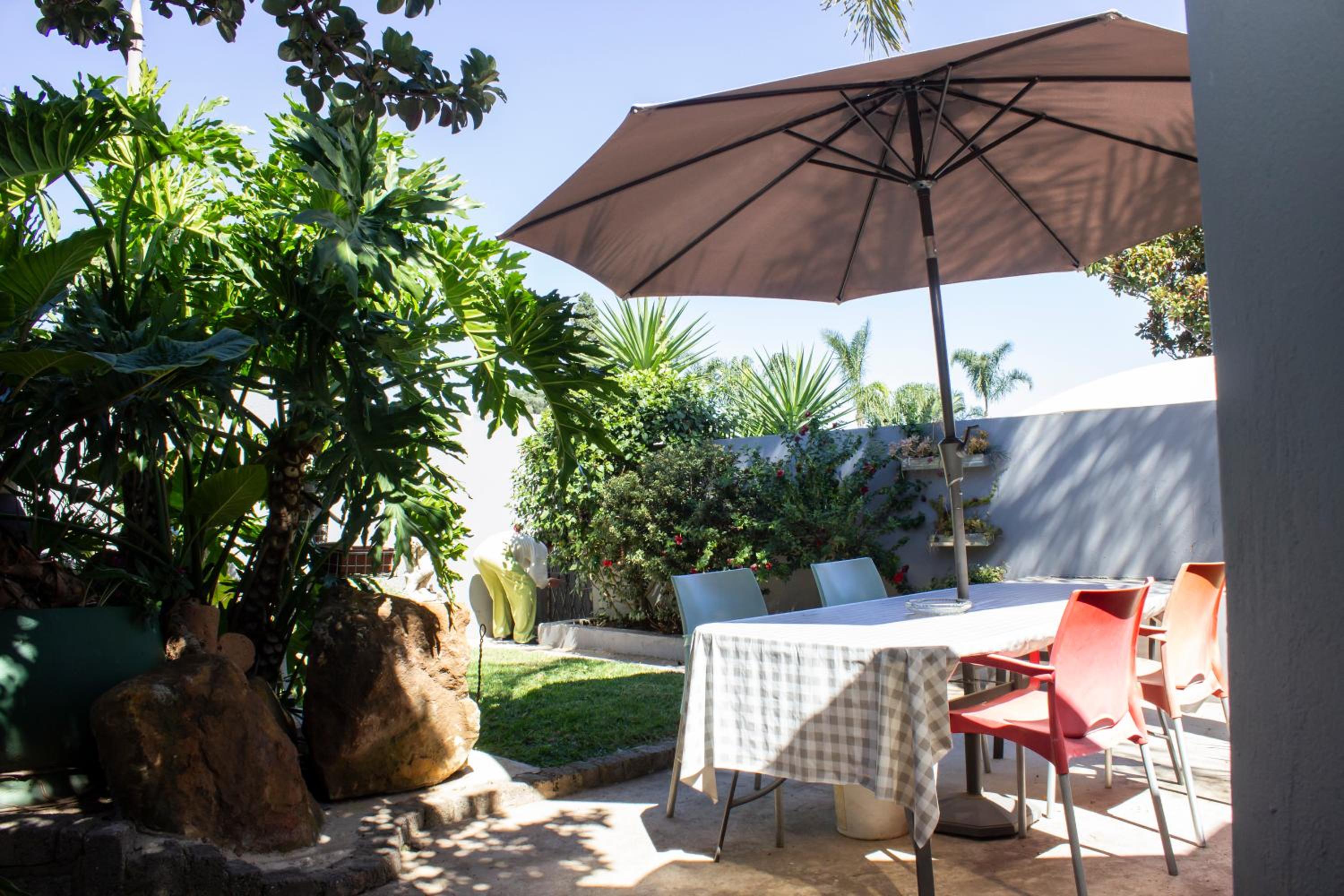 Hotel The Lavera Guesthouse - Image 1