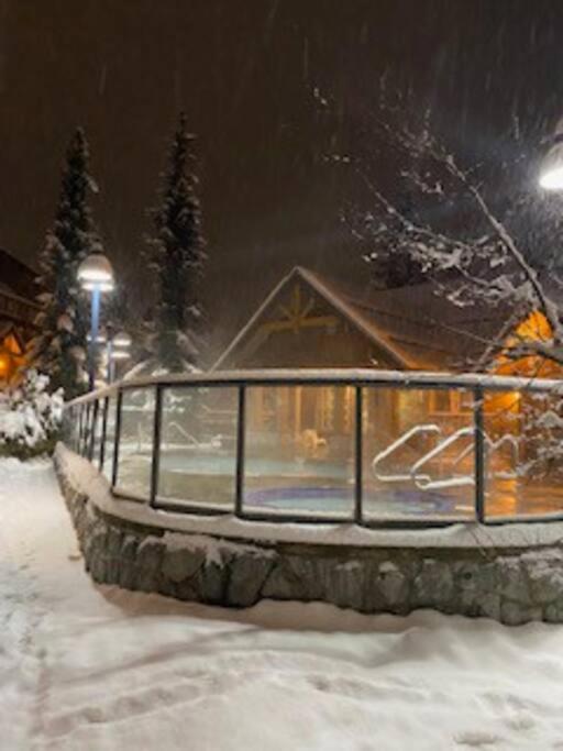 Cozy Townhouse in Whistler Village North