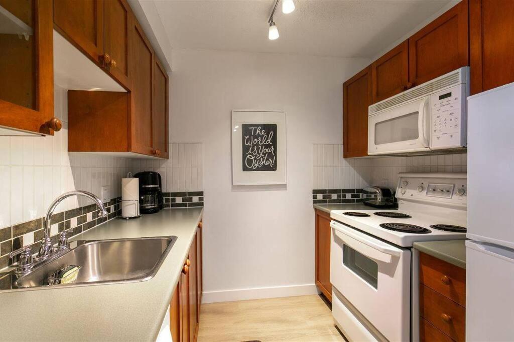 Cozy Townhouse in Whistler Village North