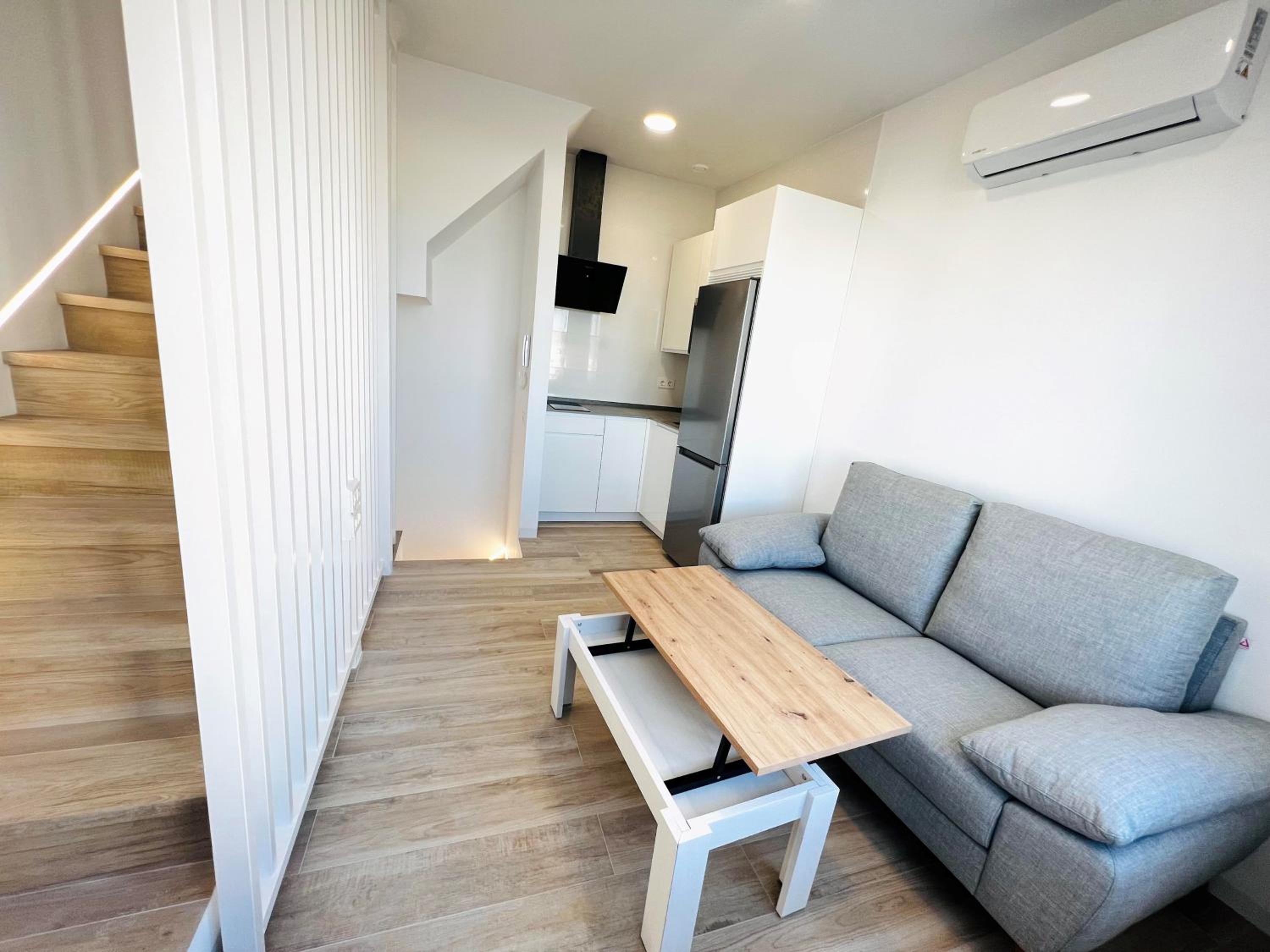 Bonito apartamento moderno con terraza privada