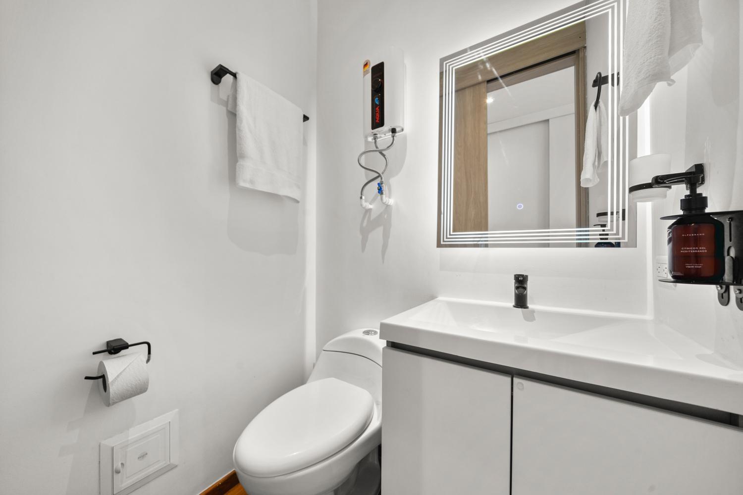 Exclusive modern and central studio