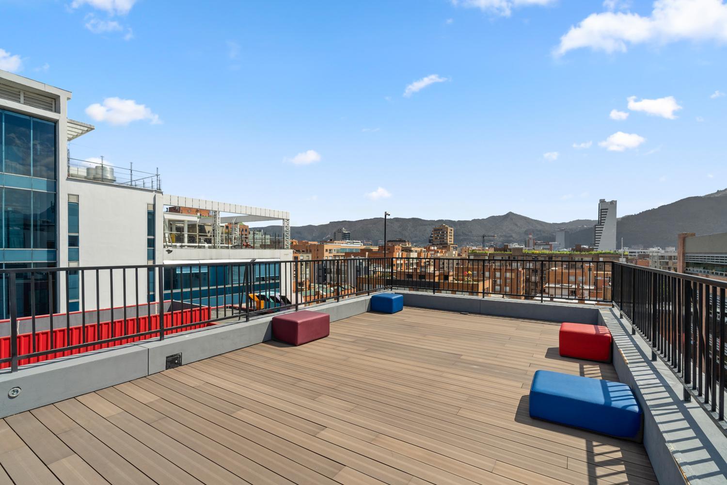 Exclusive modern and central studio