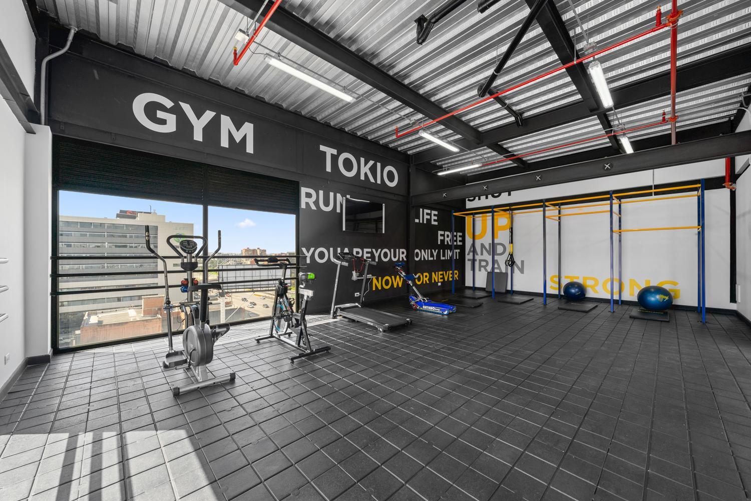 Exclusive modern and central studio