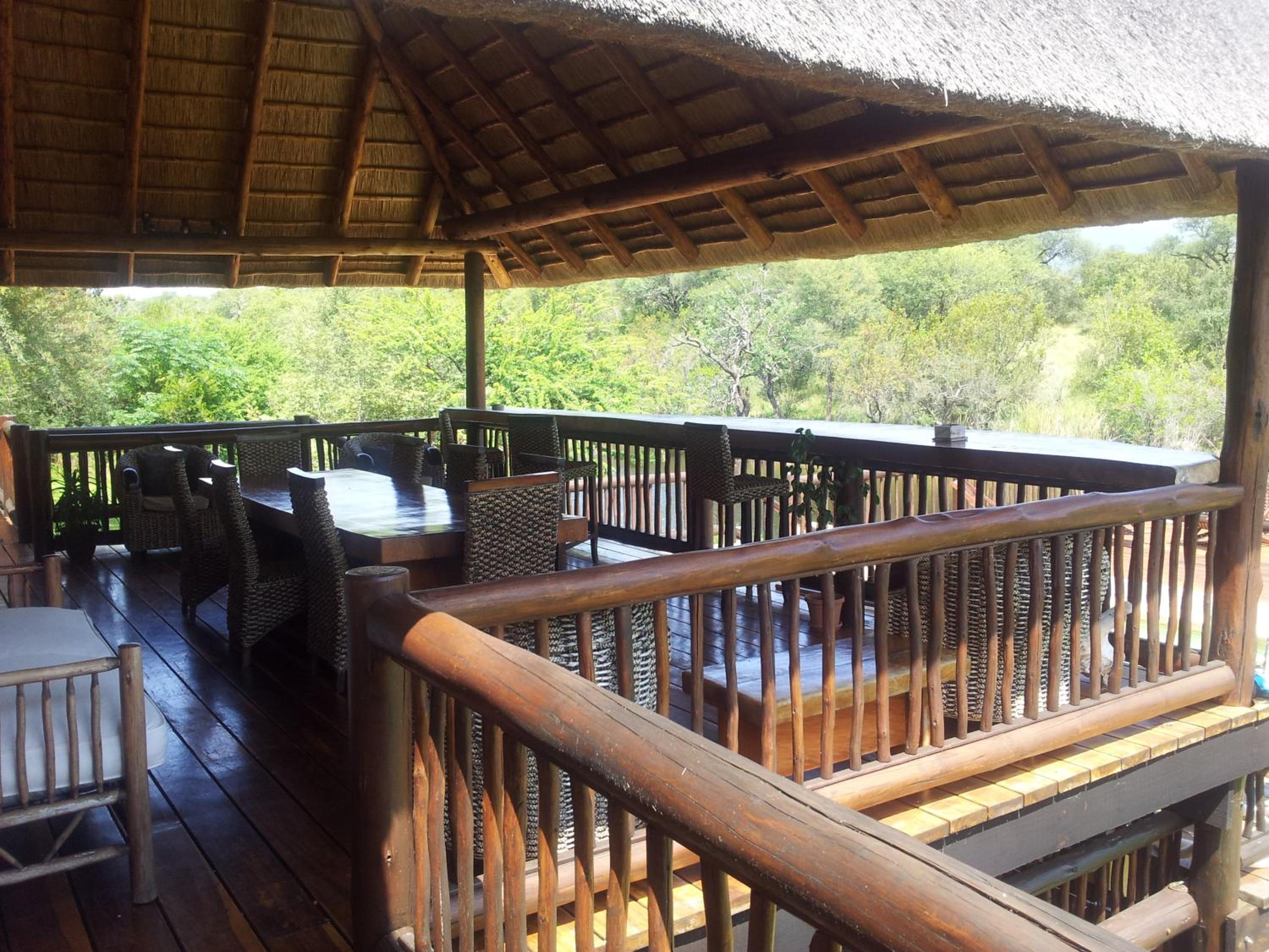 Own Pool - Ample Space - Beautiful Views