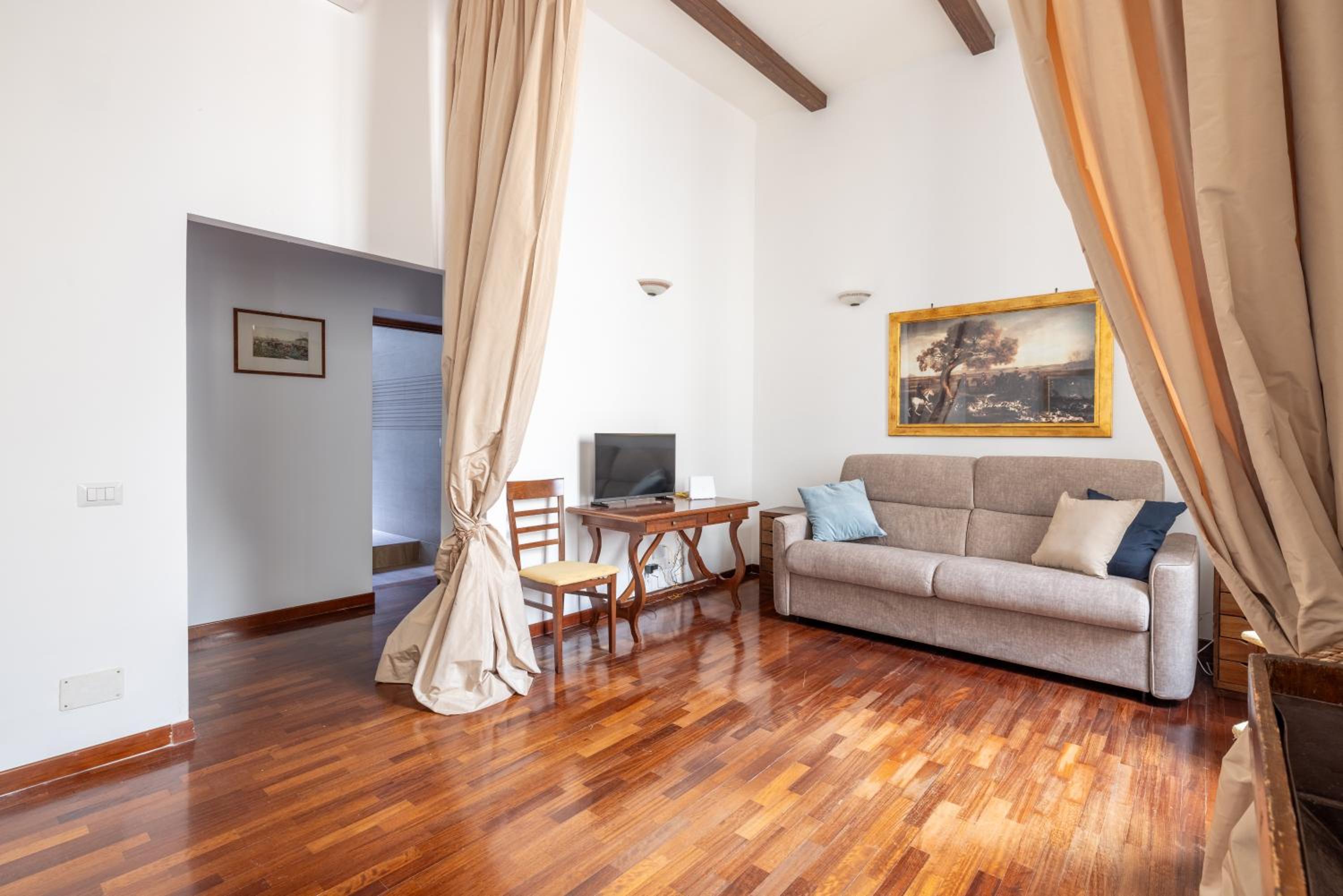 Luxury apartment in the Heart of Rome - near metro A and B