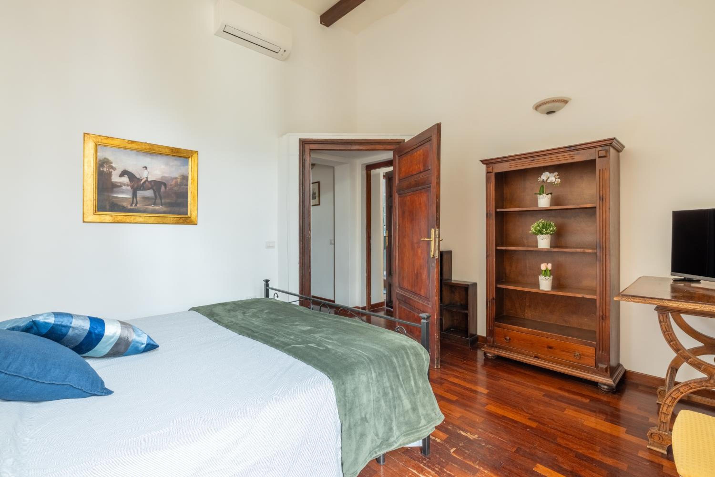 Luxury apartment in the Heart of Rome - near metro A and B