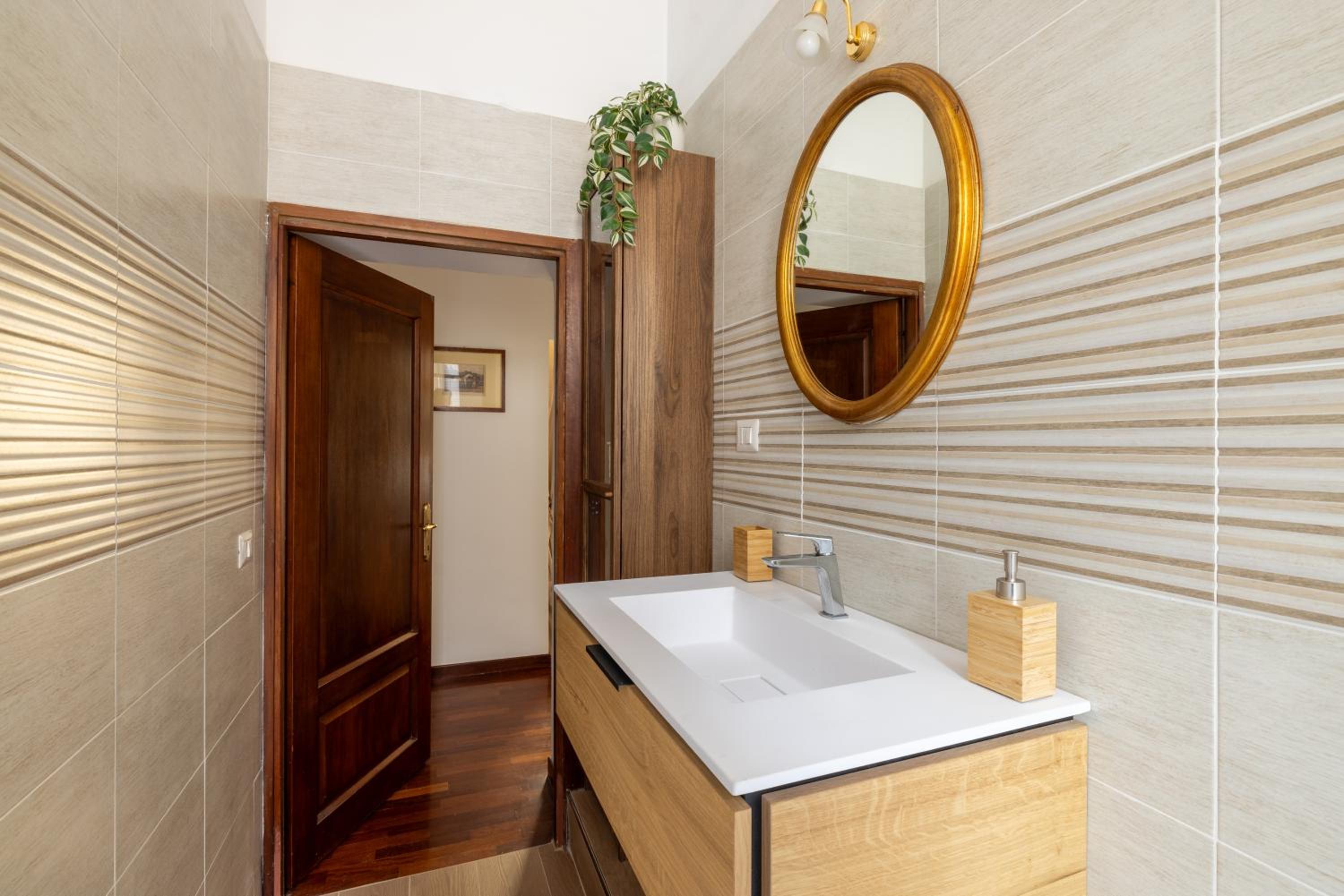 Luxury apartment in the Heart of Rome - near metro A and B