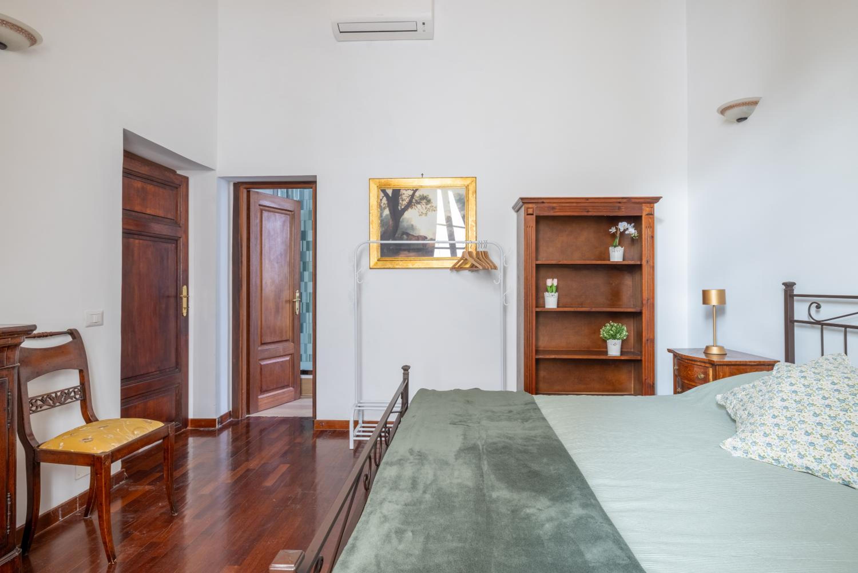 Luxury apartment in the Heart of Rome - near metro A and B