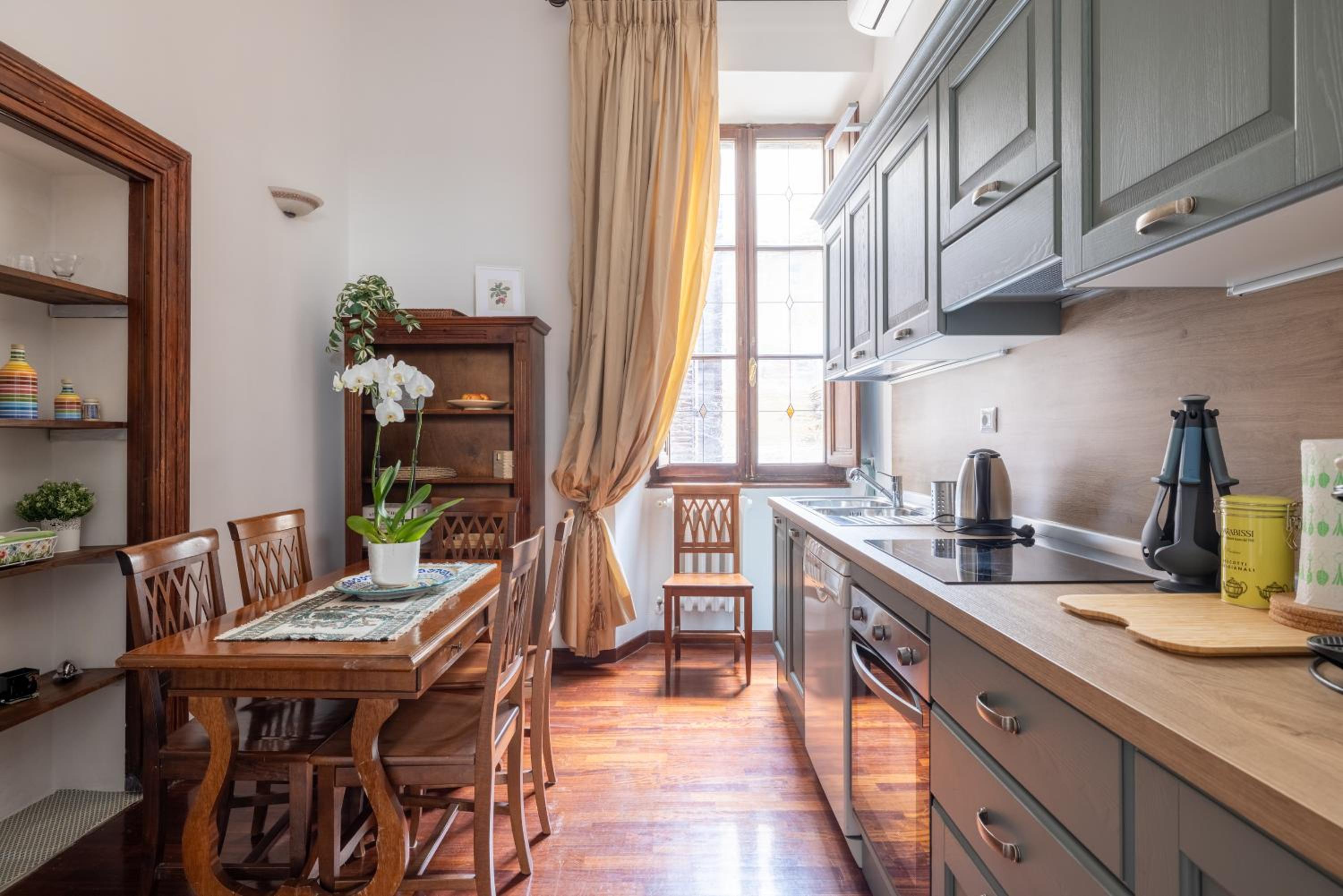 Luxury apartment in the Heart of Rome - near metro A and B