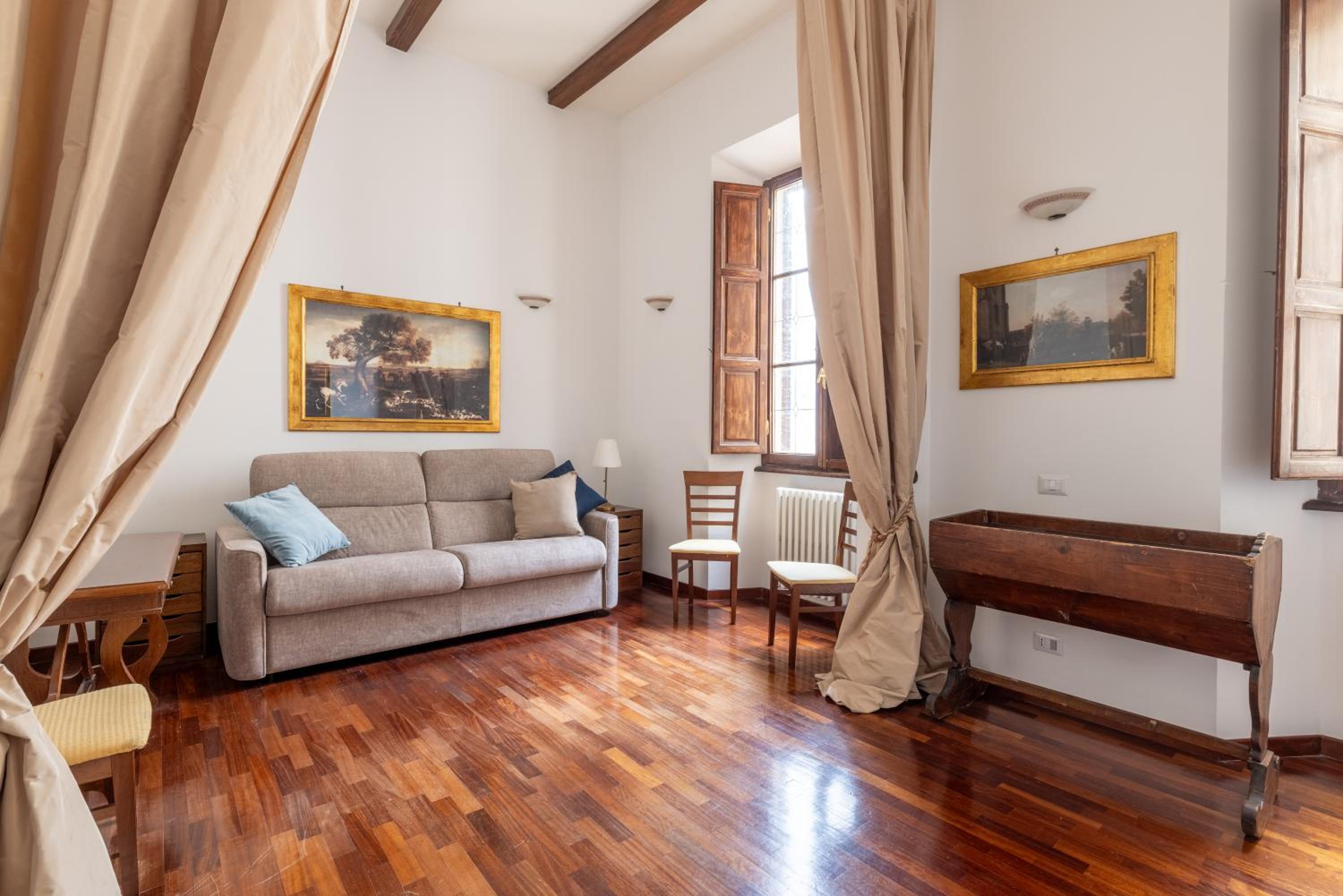 Luxury apartment in the Heart of Rome - near metro A and B