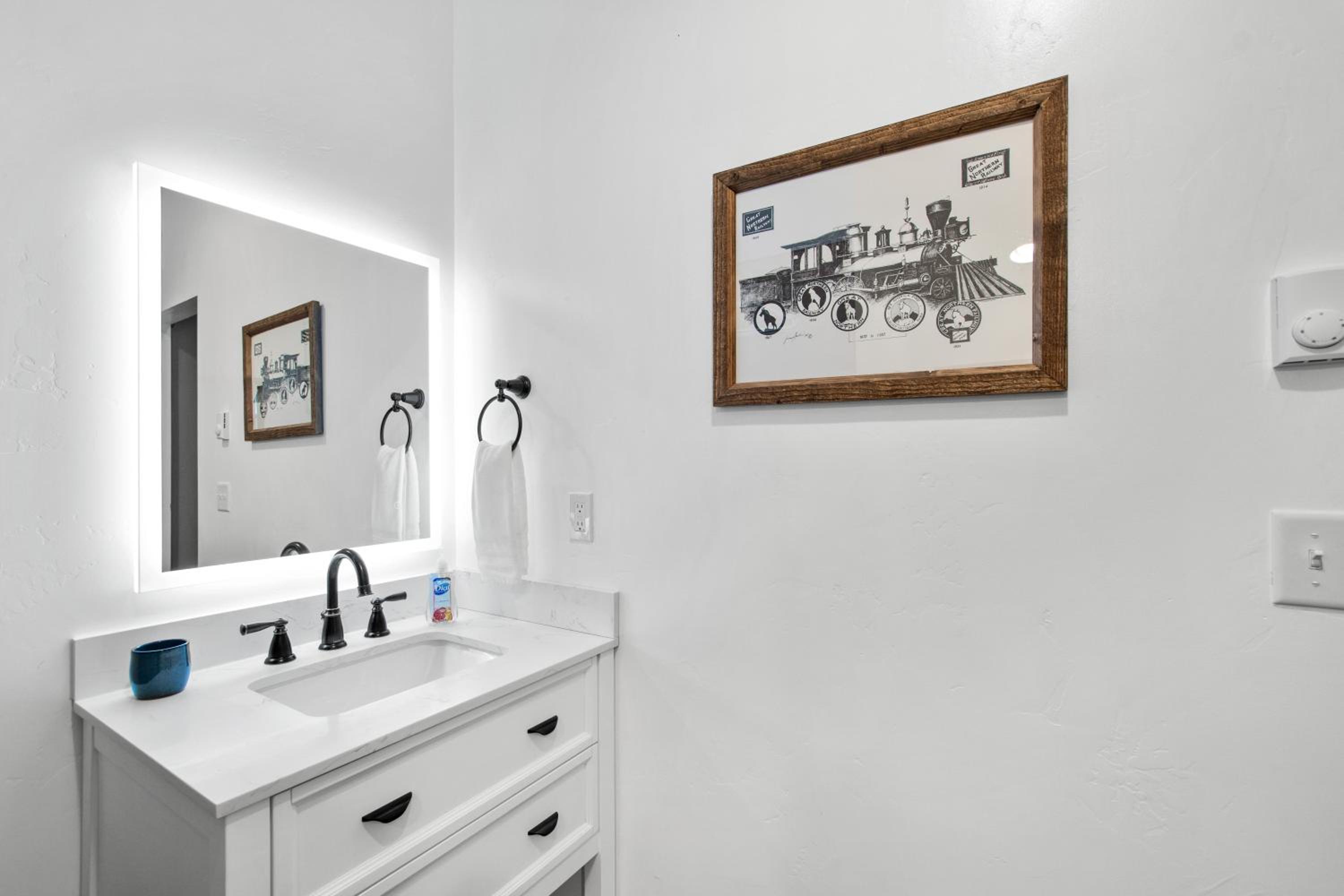Fort Williamson Glacier Vacation Rentals