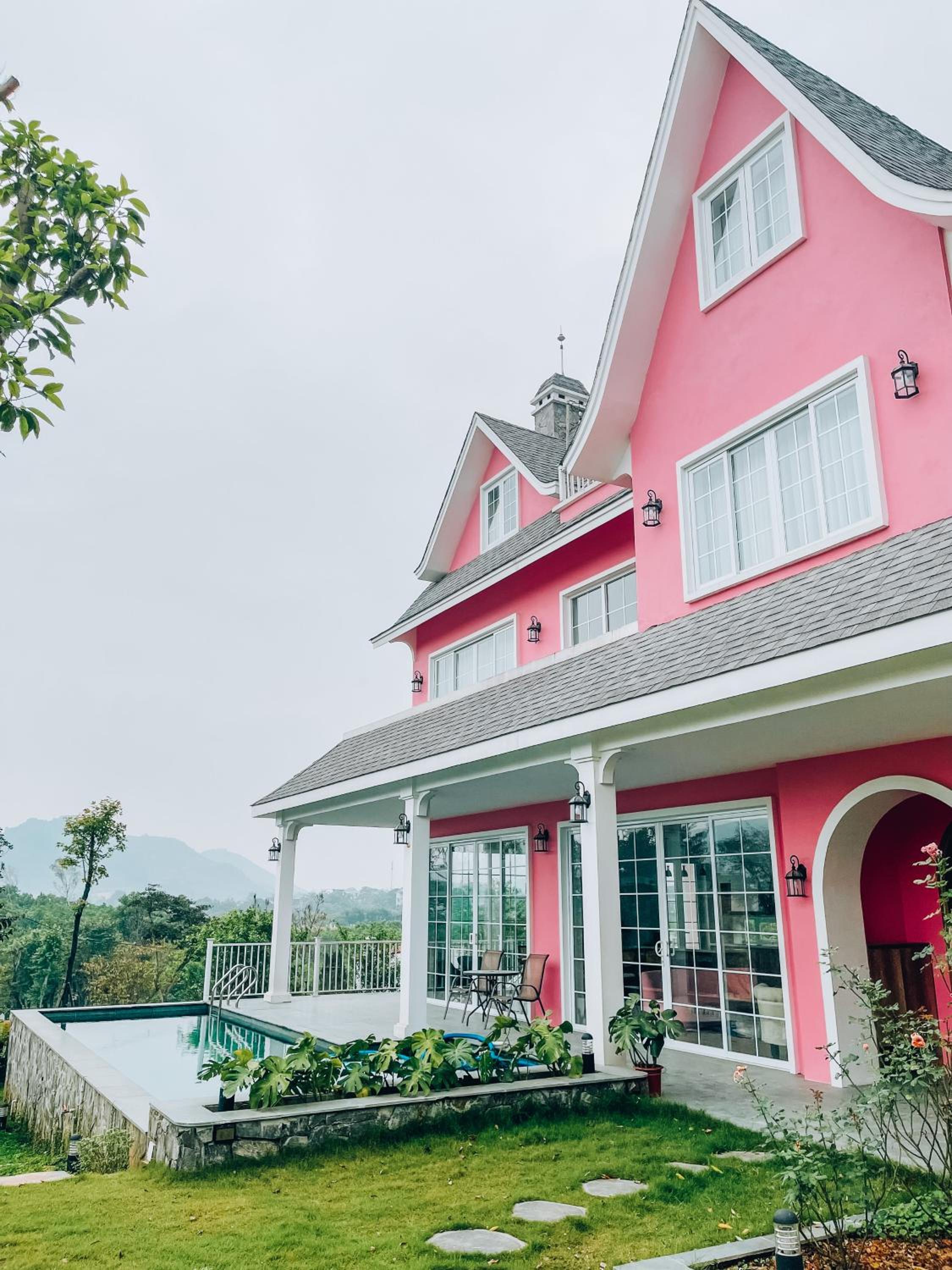 Lucia Villa - Melorita Hòa Lạc