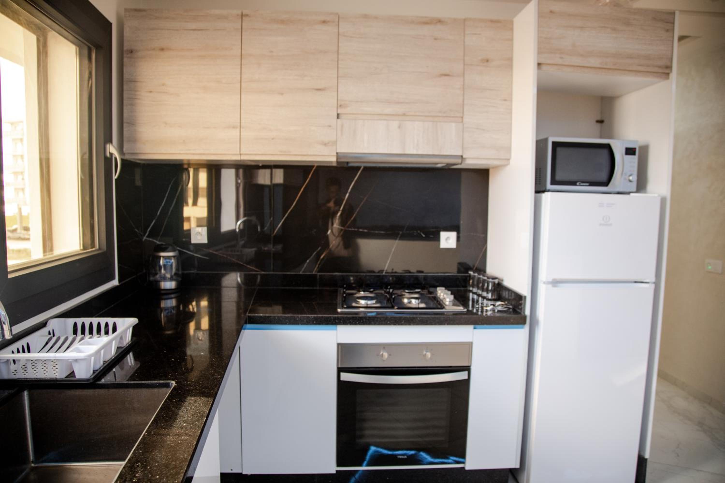 Three Bedroom Luxury Vacation Apartment City Centre view 5