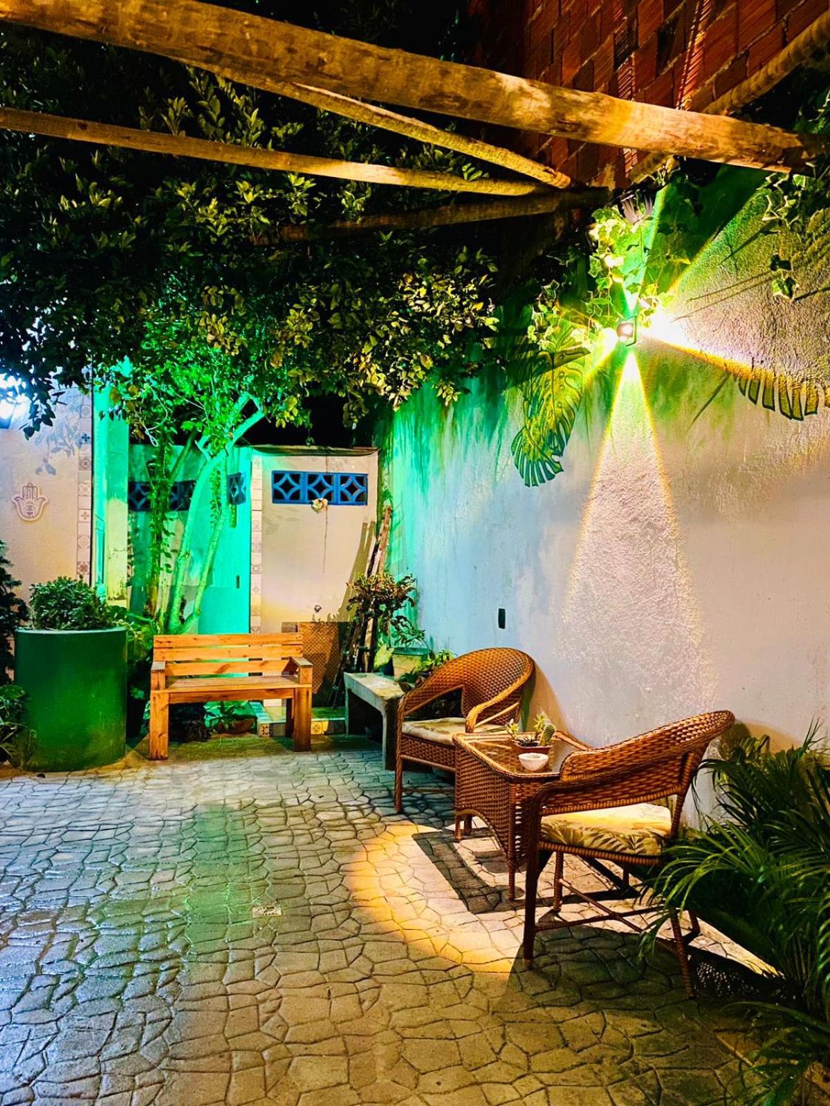 Casa Tuia Holiday Flat a 2km do centro e das falesias da Praia de Morro Branco