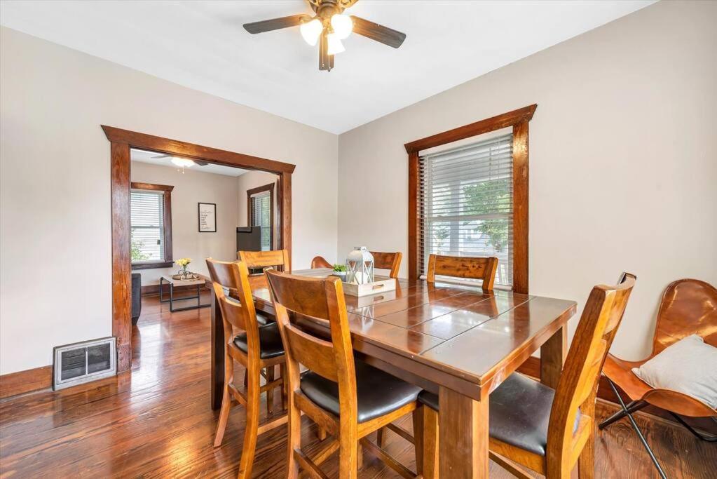 Rand House! Near Purina - 5 min walk to Riverfront view 4
