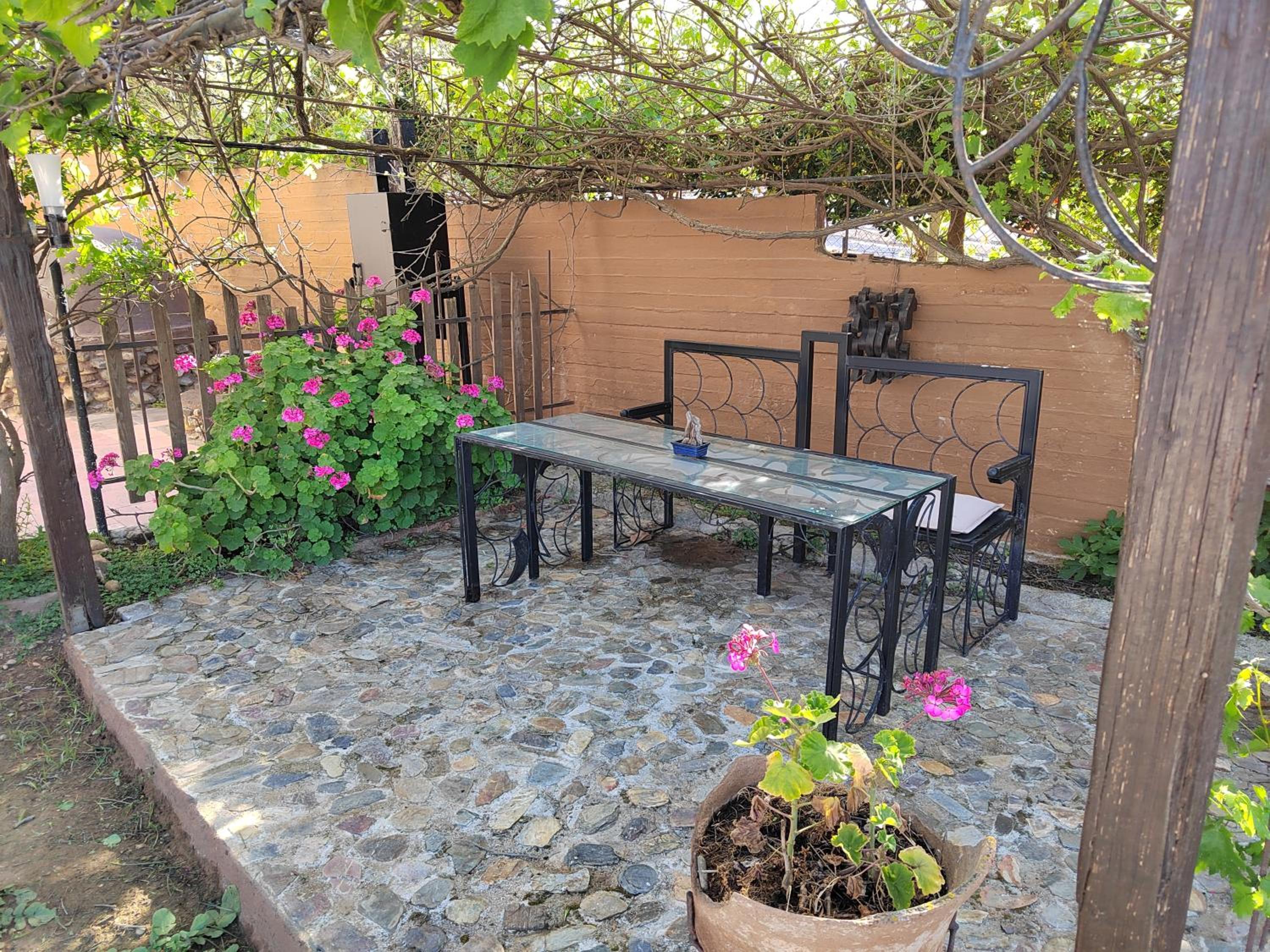 Rododafni Apartments