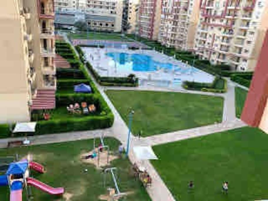 Down Town Marina 2 bedrooms view 3
