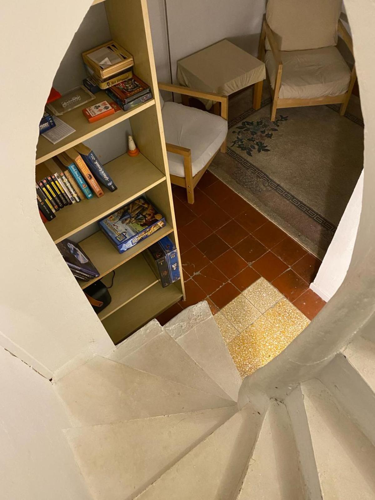 Tiny House 1, 2 ou 3 personnes SoeursGrises Béziers Centre Historique coeur de l'Hérault Occitanie, plus vieille ville de France, chemin de Compostelle