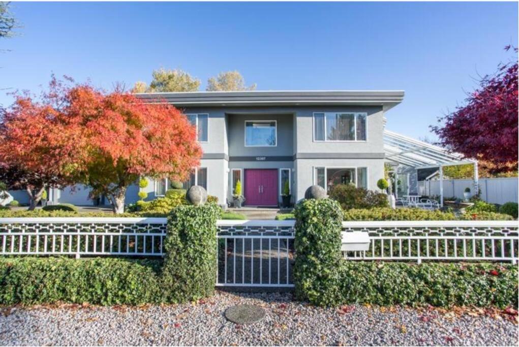 Villa in Crescent Beach