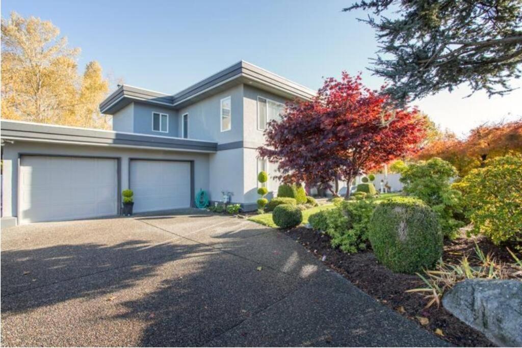 Villa in Crescent Beach