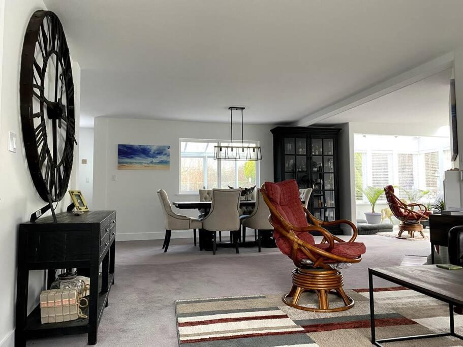 Villa in Crescent Beach