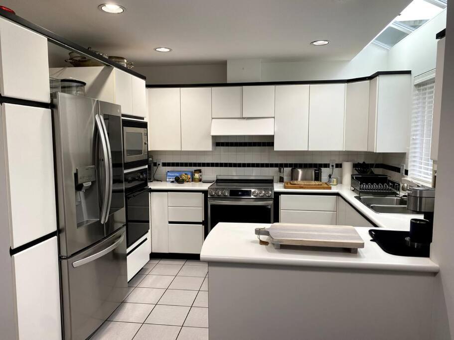 Villa in Crescent Beach