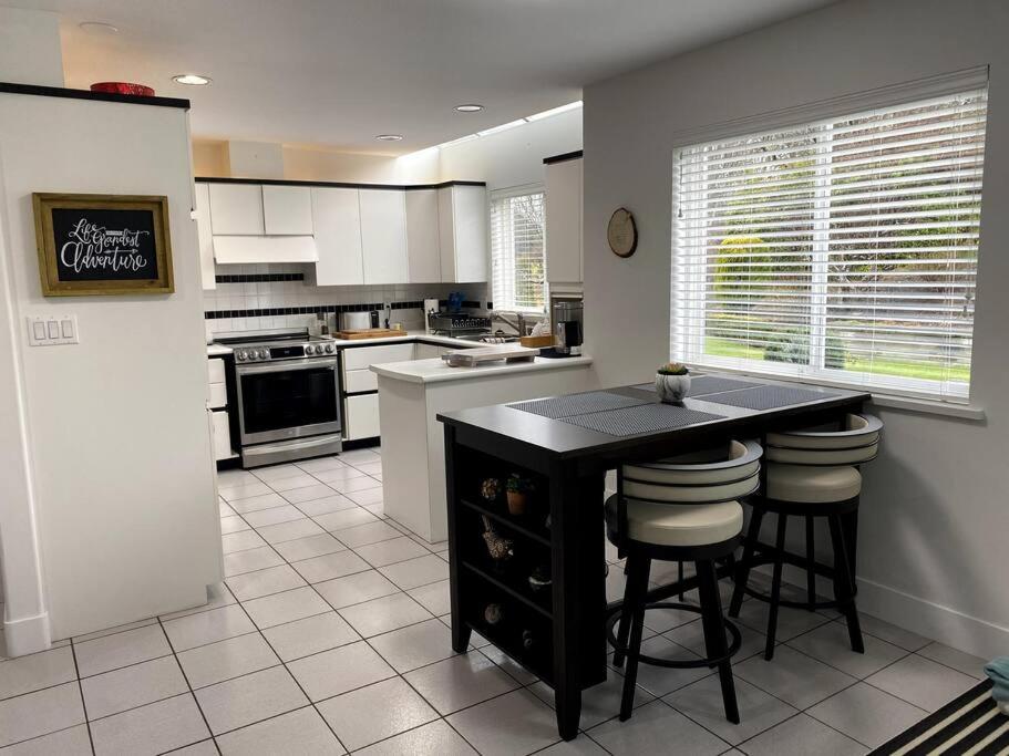 Villa in Crescent Beach