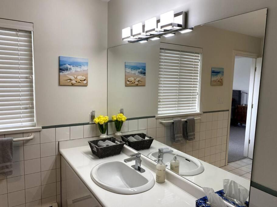 Villa in Crescent Beach