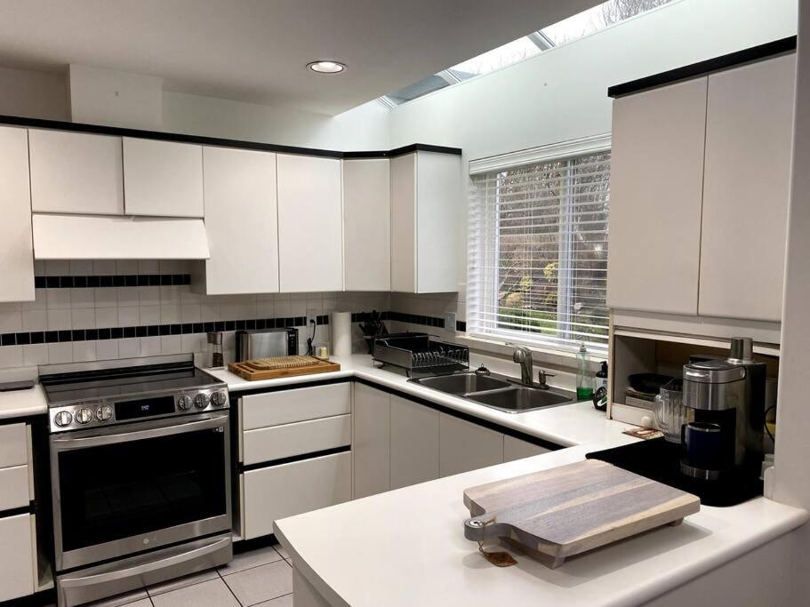 Villa in Crescent Beach