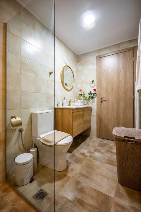 Kalomiris Thea Suite