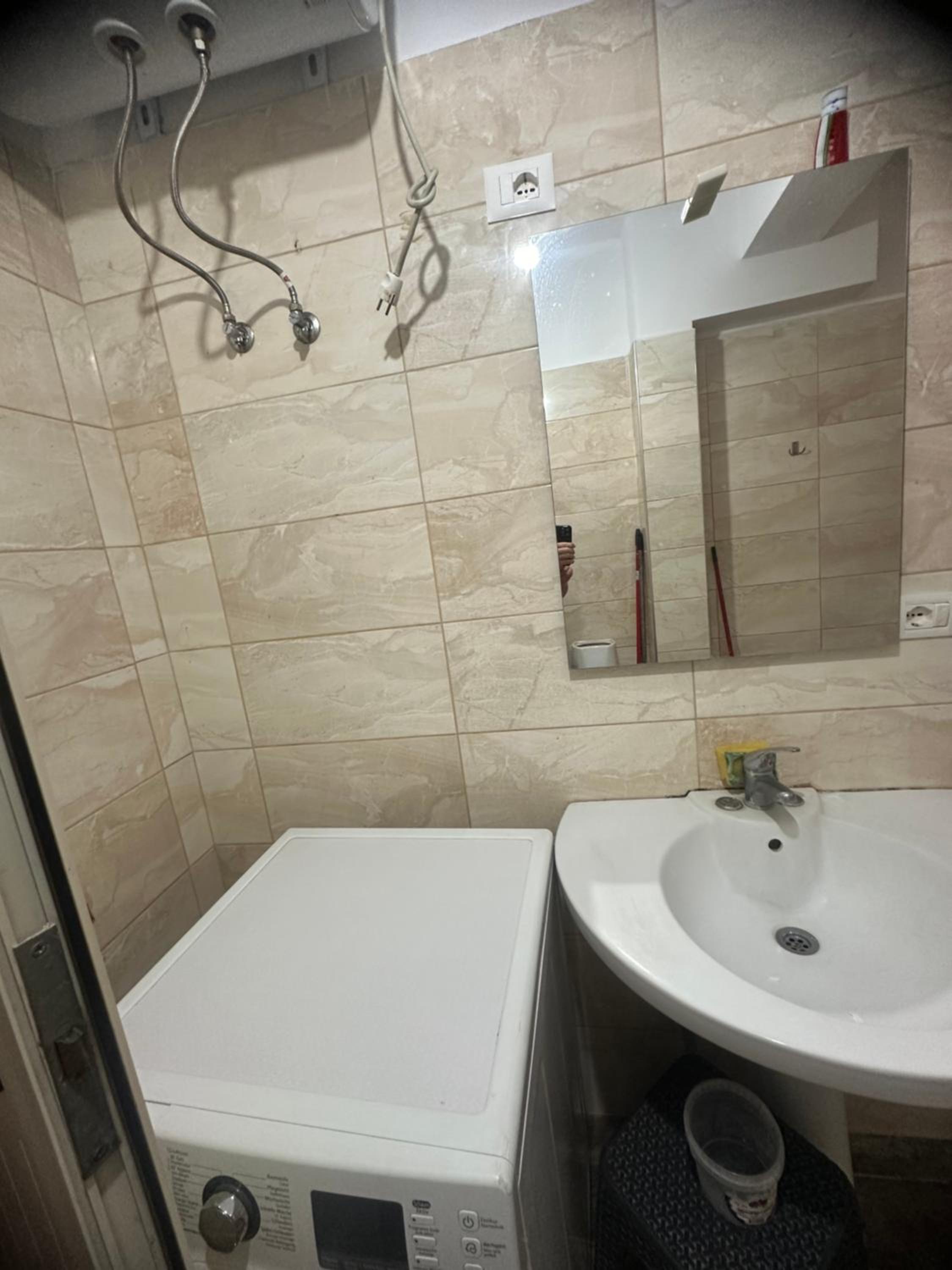 Apartament ne Astir