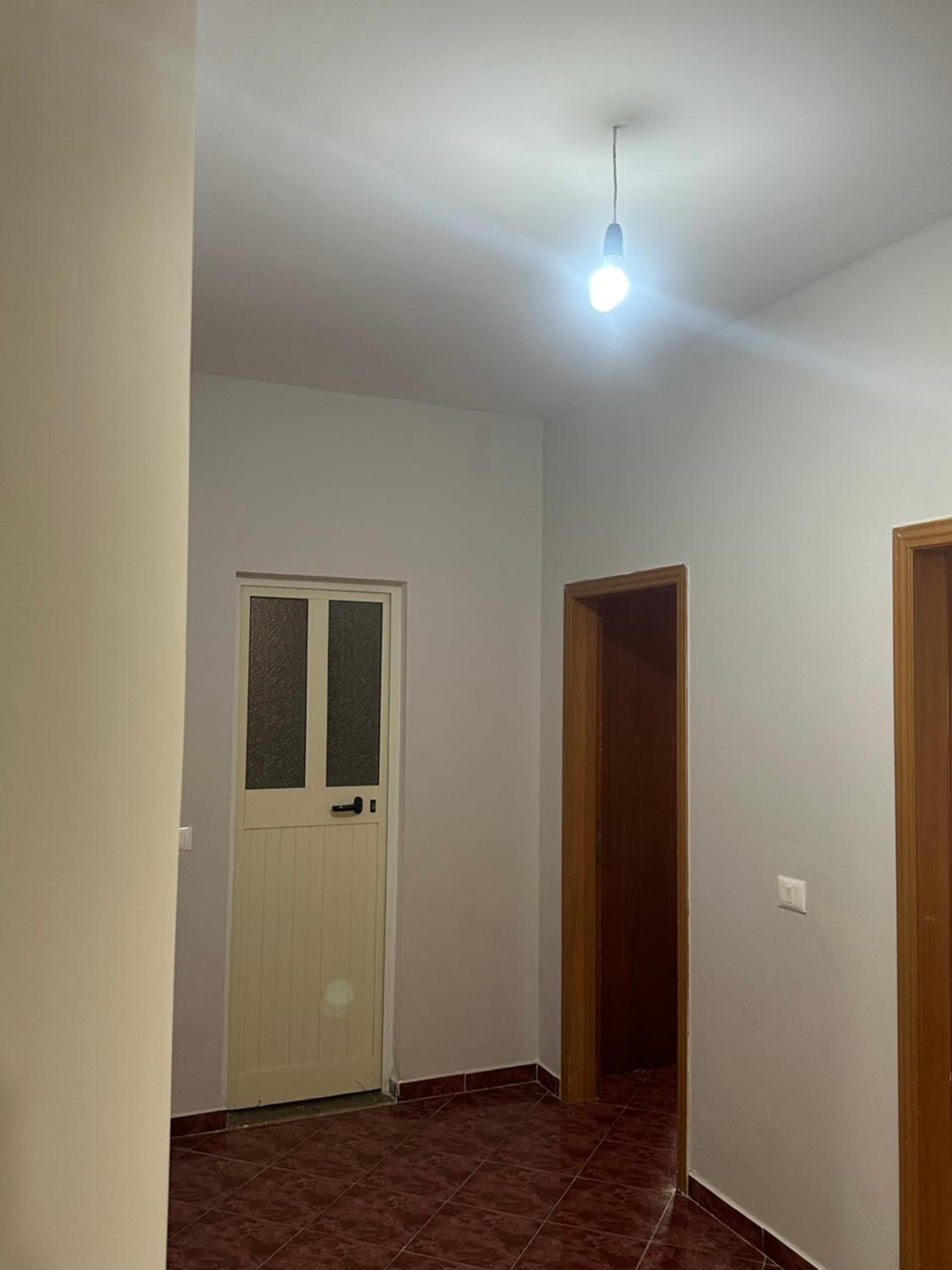 Apartament ne Astir