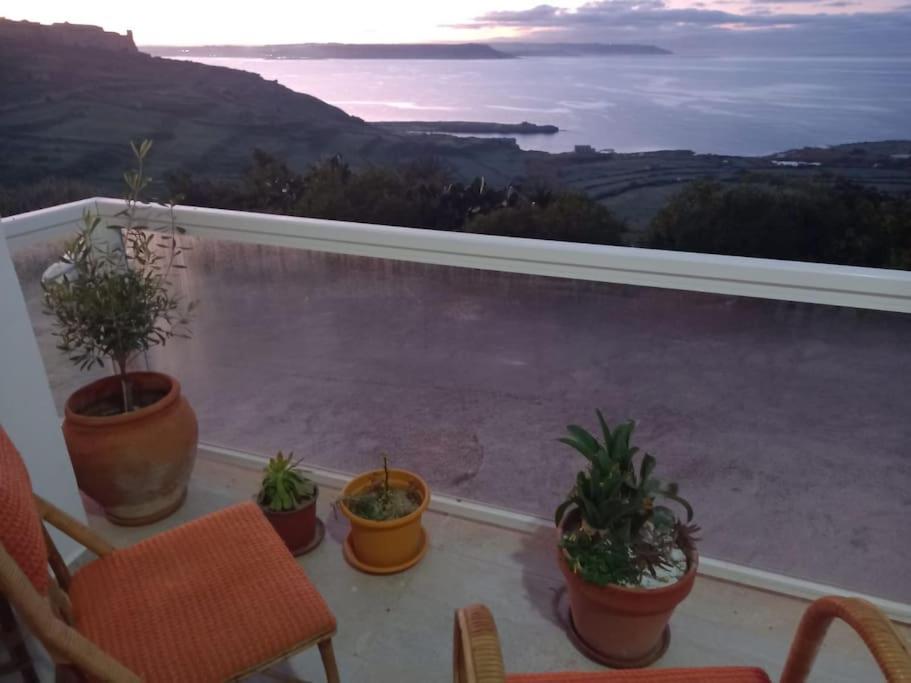 Sunset Court Self Catering Sea View Apartment view 3