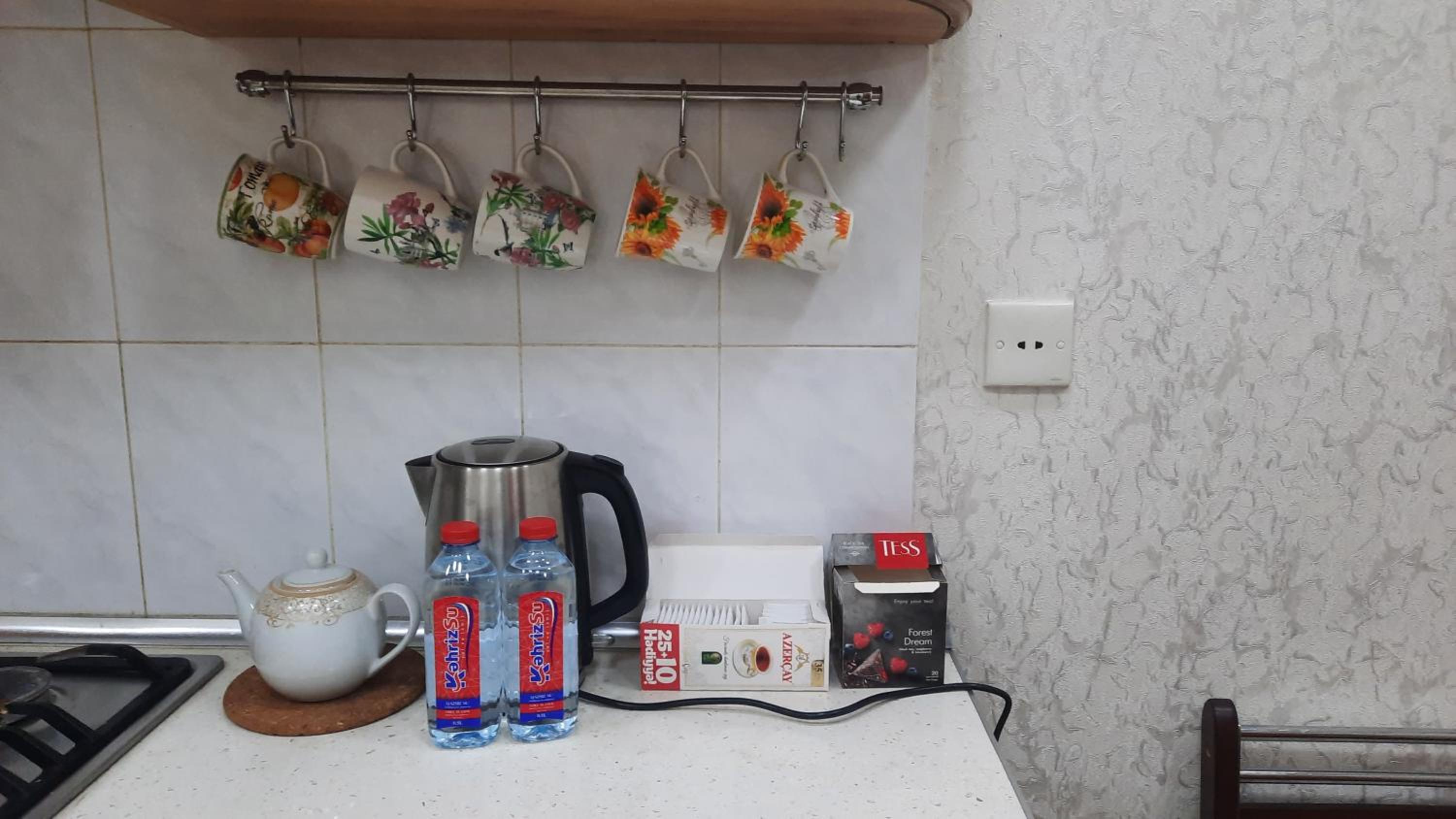 Spacious Apartment in Center, near Nizami st, Fountain Square and Sahil Metro Station