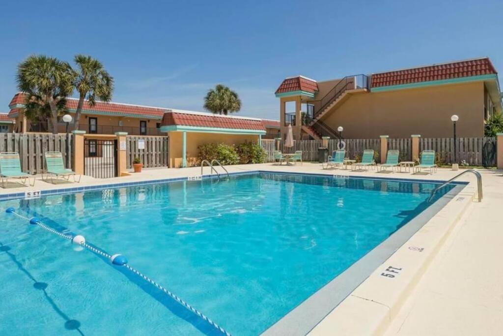 Pelican Inlet-Cozy Beach Condo! view 3