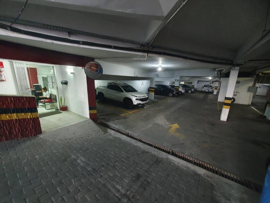 Apartamento Inteiro na Barra