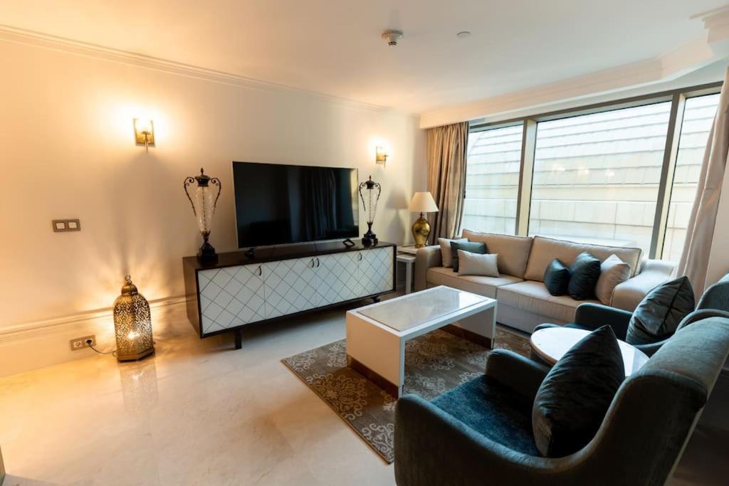the best charming condo on the Nile