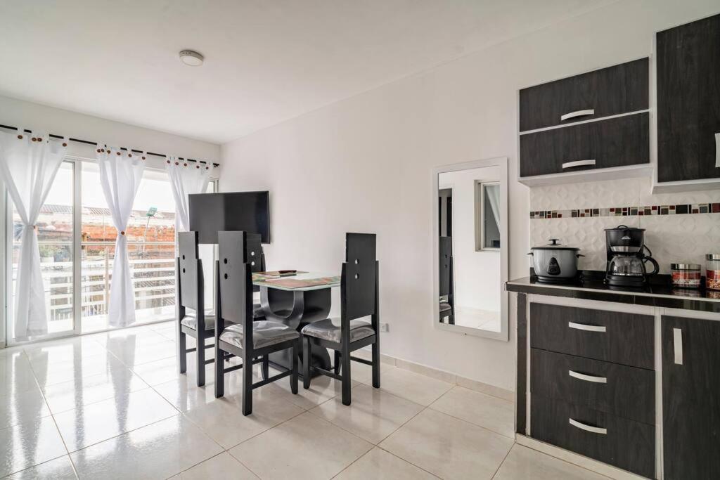 Apartamento con Estacionamiento excelente vista y ubicación