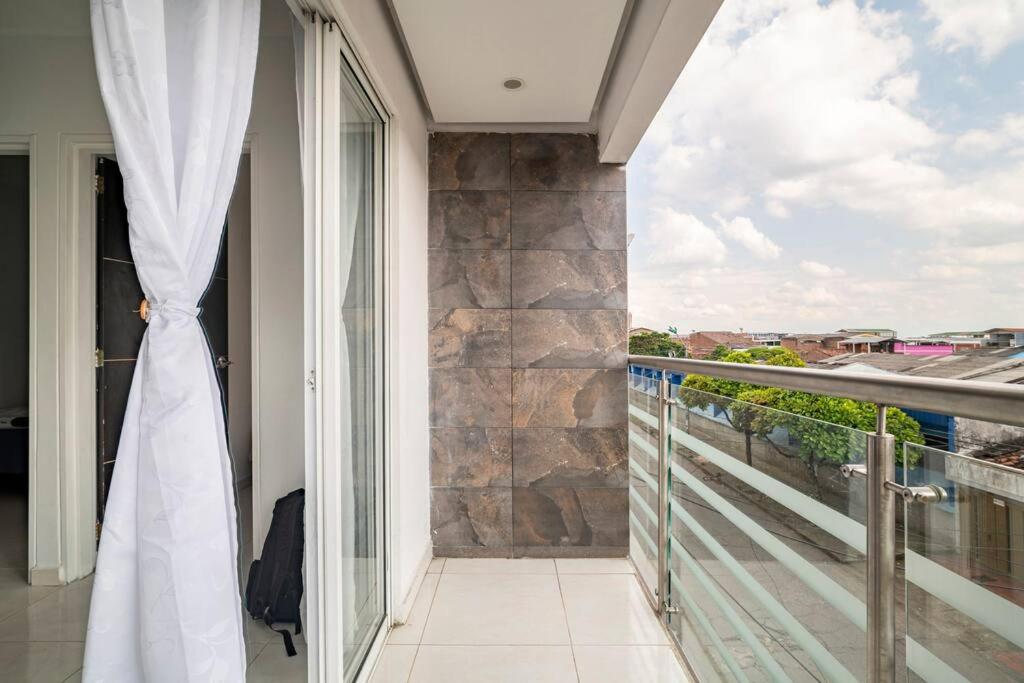 Apartamento con Estacionamiento excelente vista y ubicación