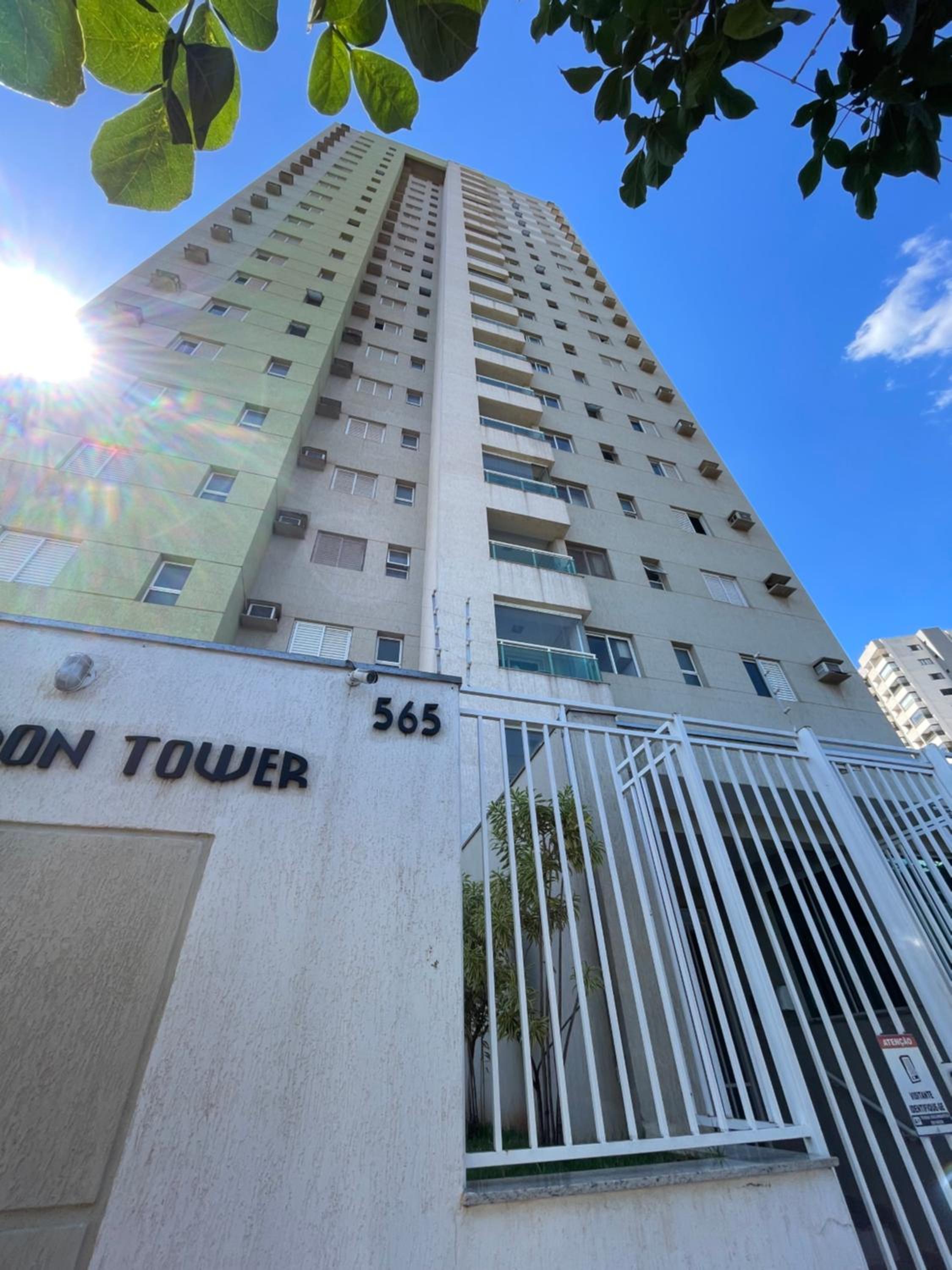 Flat London Tower