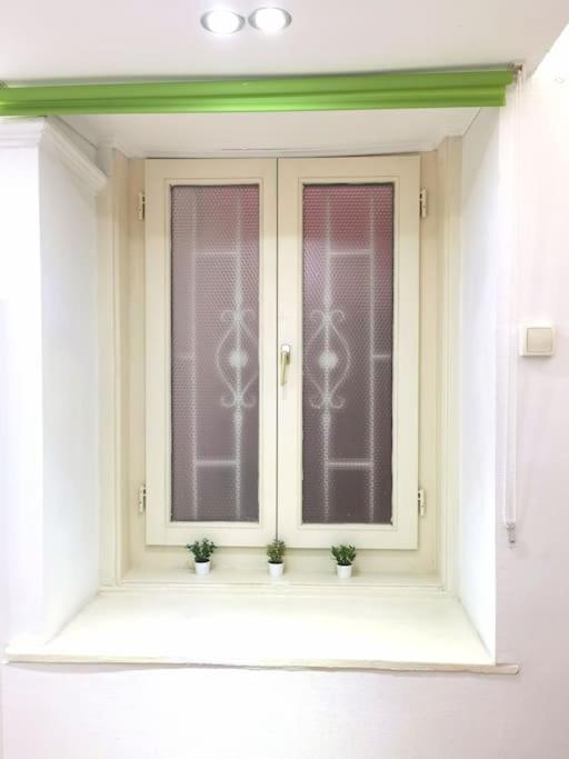 Erzsébet 5B City Center 1 db bed very convenient view 3
