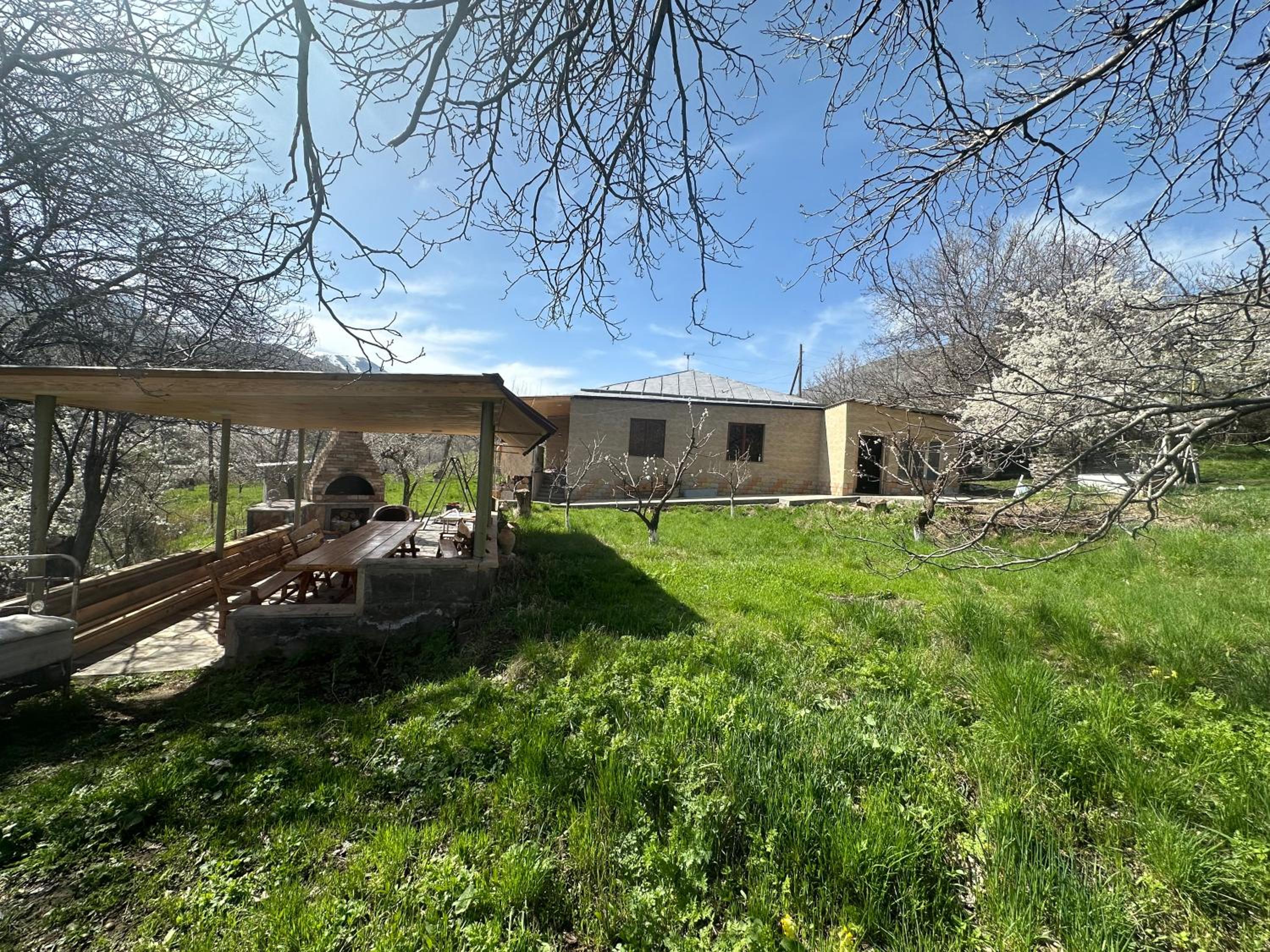 Zaritap Guest House
