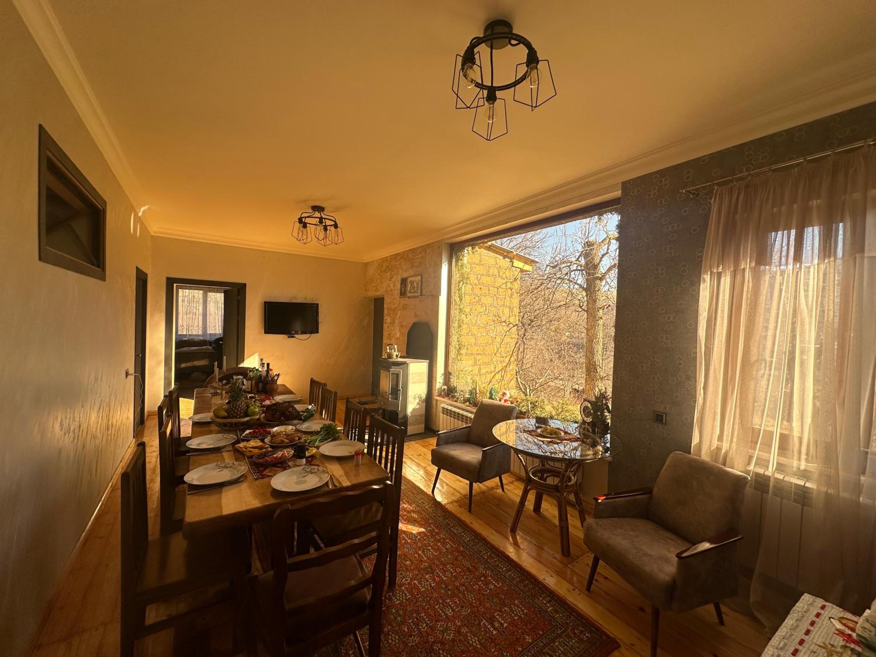Zaritap Guest House