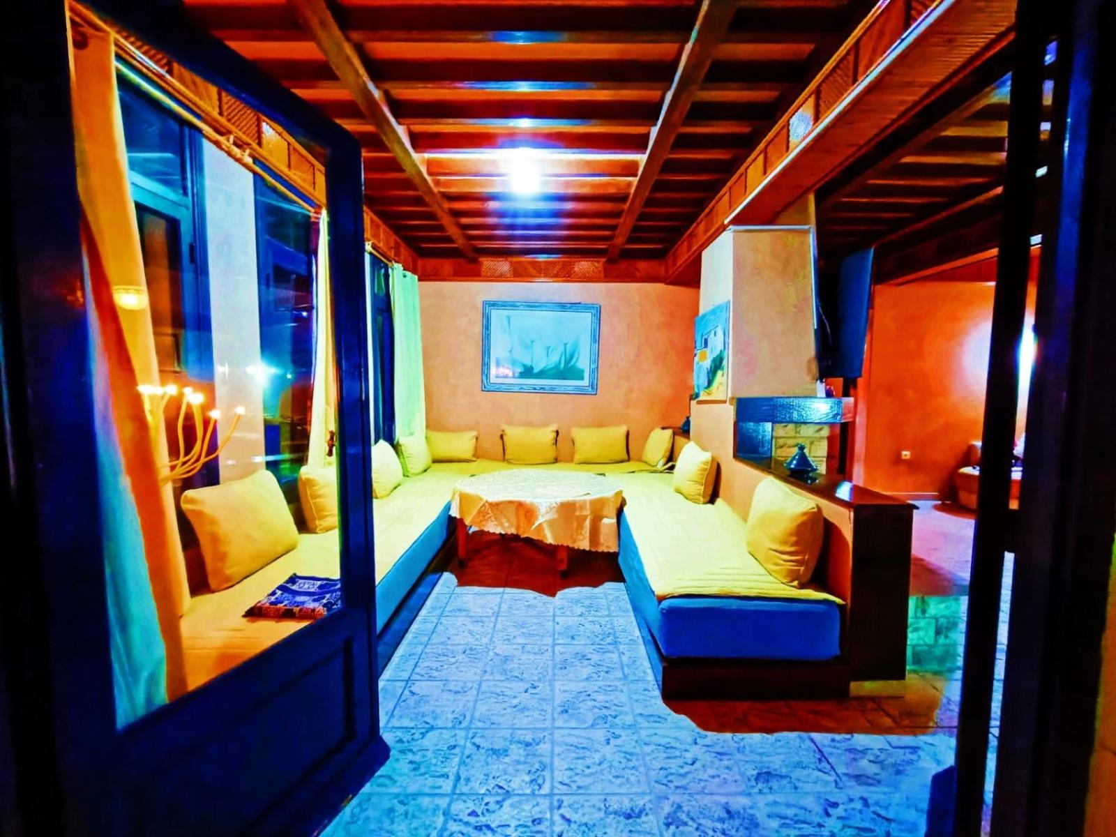 lounge