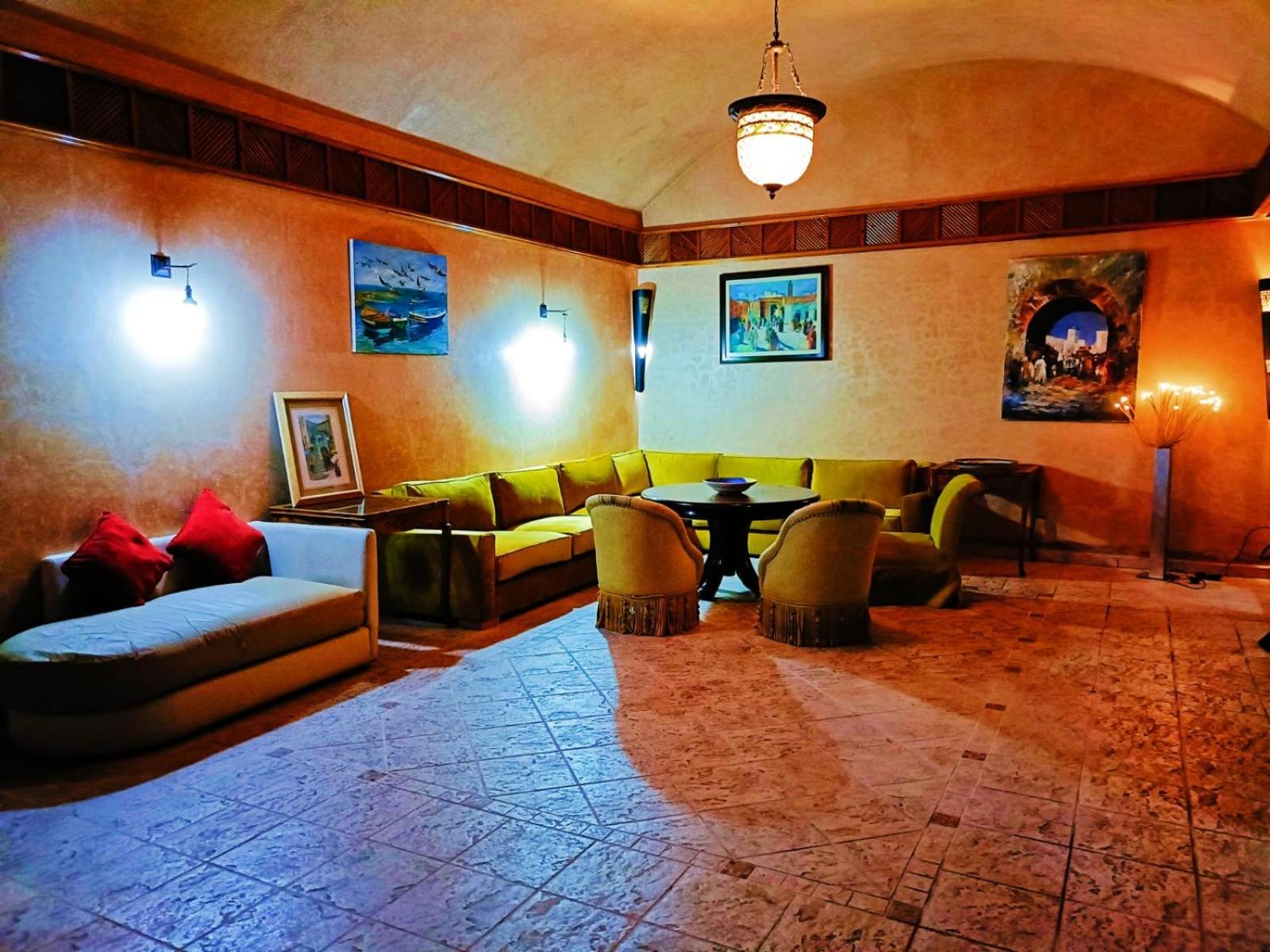 lounge